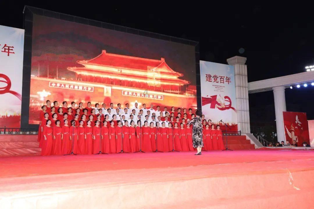 女生发现自己被偷拍，该如何保护自己？